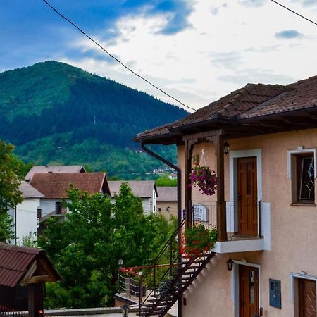 The View Apartment Visoko Exterior photo